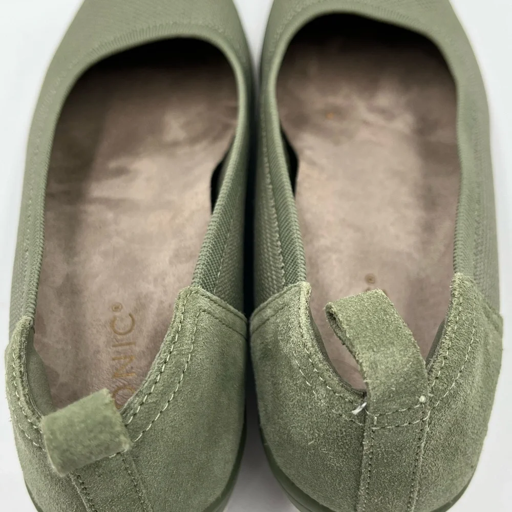 Vionic Army Green Wedge Size 9 - Picture 8 of 16